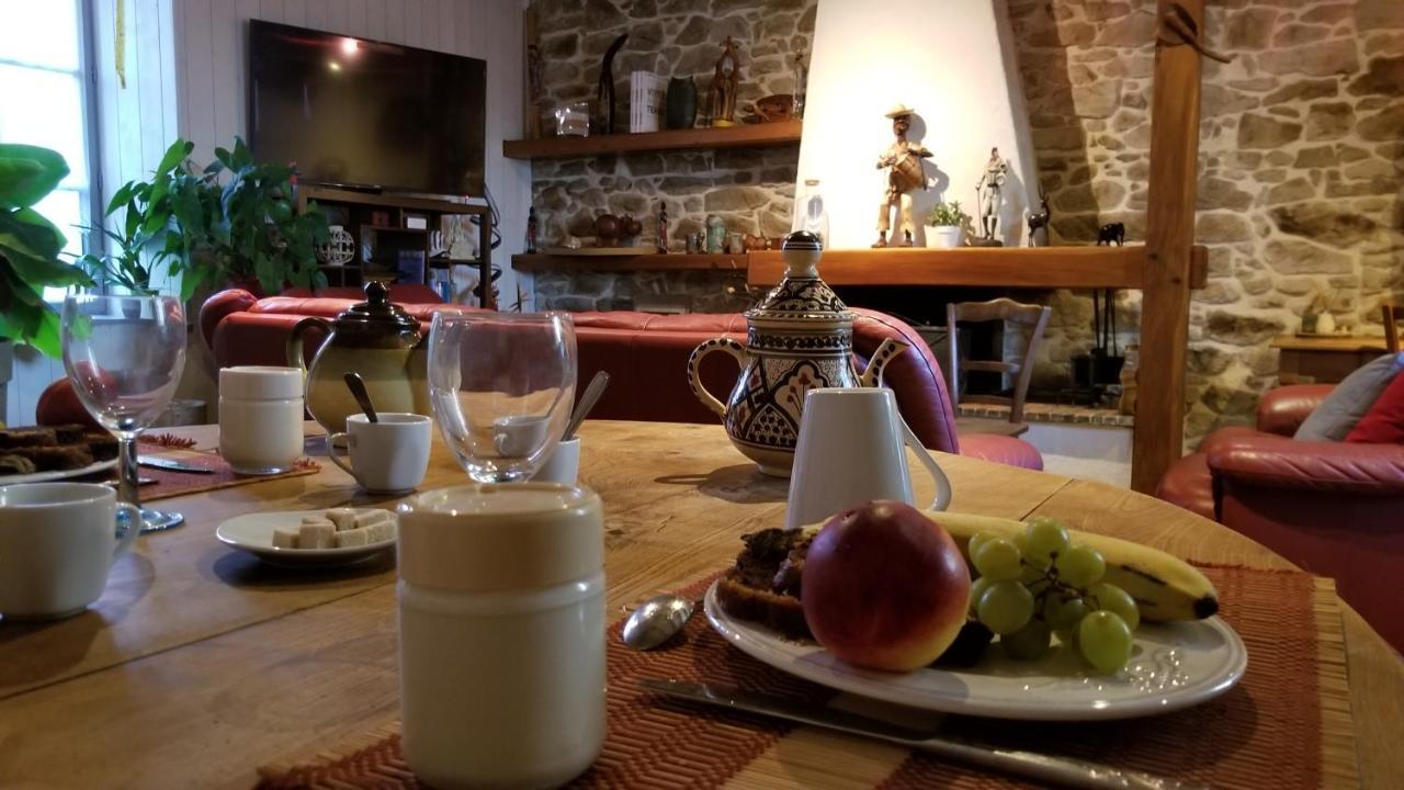 Chambres dans un lieu calme et champêtre Gourgé Exterior foto