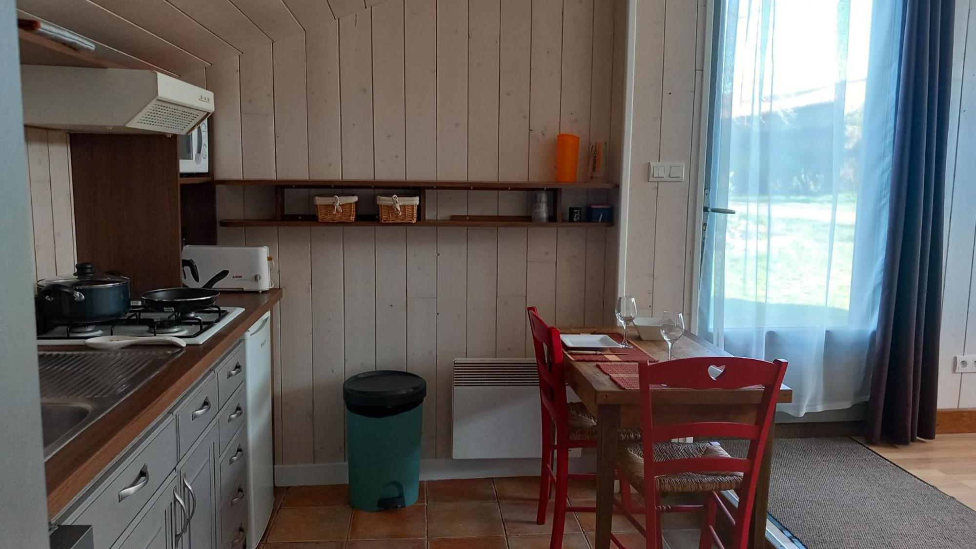 Chambres dans un lieu calme et champêtre Gourgé Exterior foto